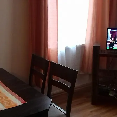 Julia Garden Apartment *